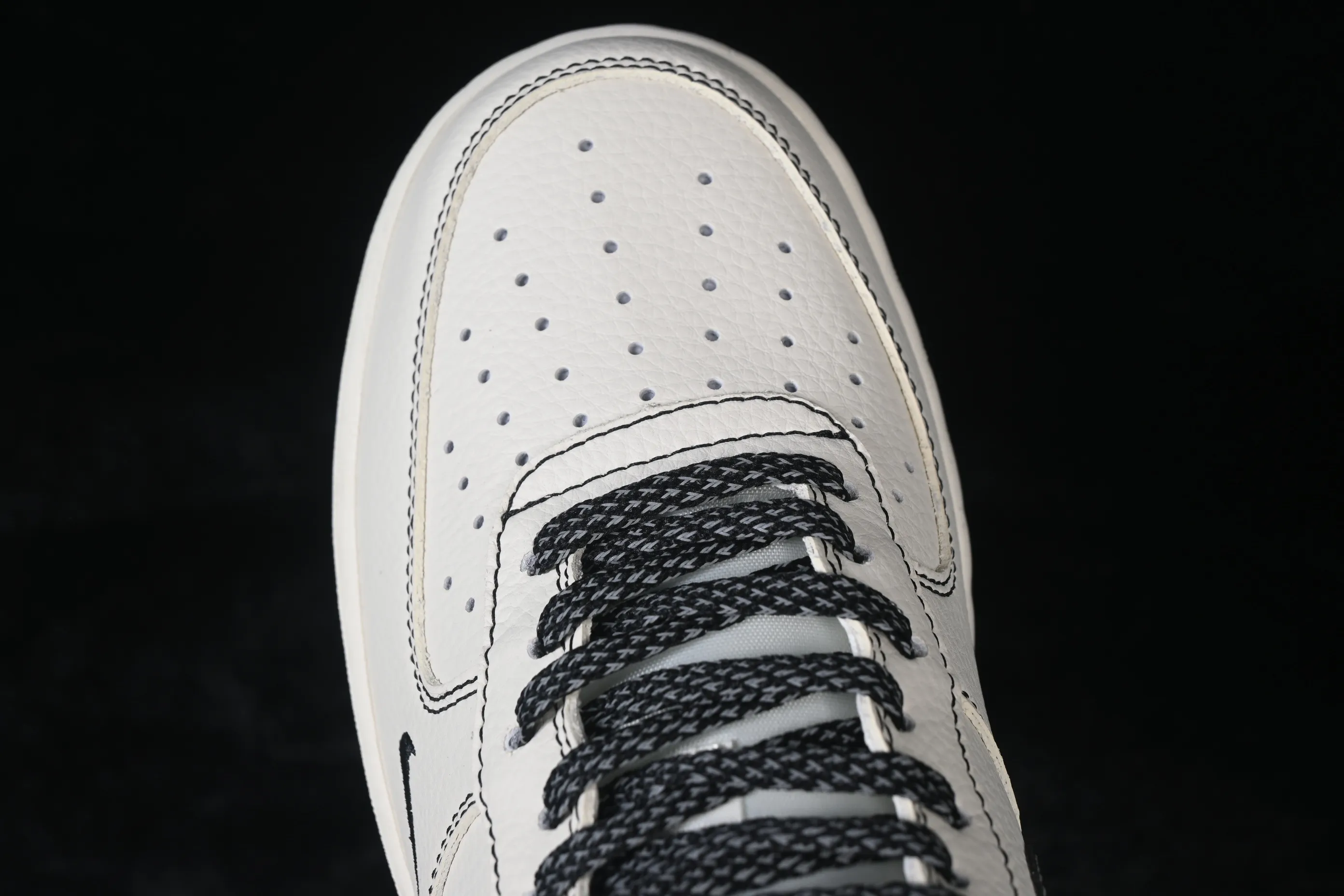 All categories Nk Air Force 1 Air Force series Nk Air Force 1 Low Air Force low-top Nike Air Force 1'07 Low Stussy co-branded classic white and black Air Force 1 low-top casual sneakers DD1982-329